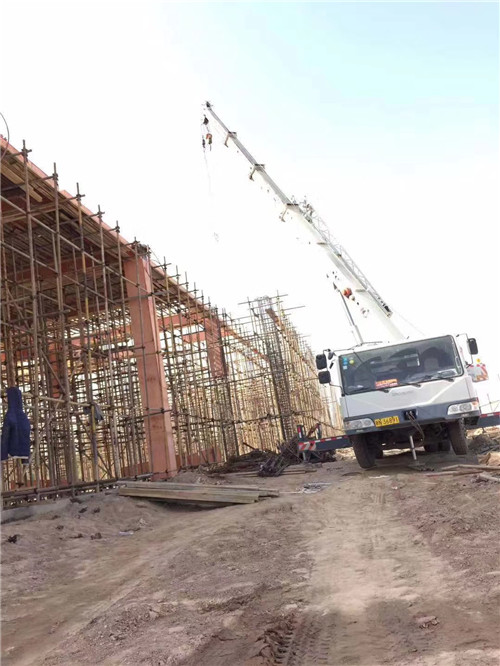 德阳市25 吨、50 吨吊车怎么选？多大重量 / 半径适合对应车型？