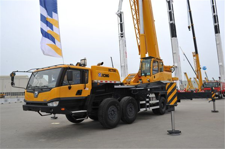 德阳市预约吊车后，多久能上门服务？24 小时应急响应吗？